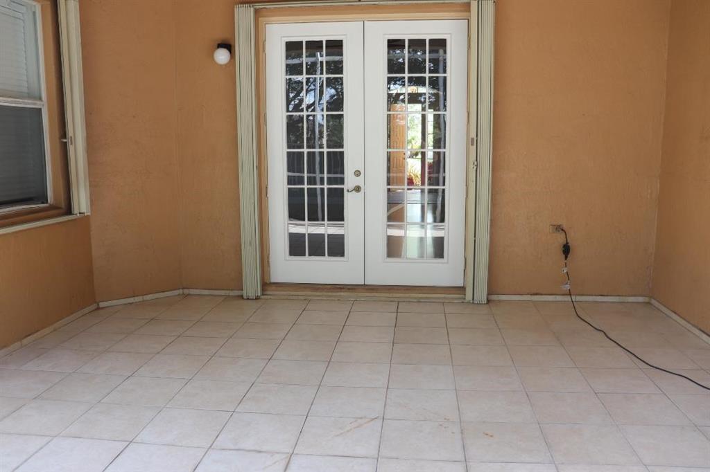 Isles At Weston 171-40 B - Residential Lease