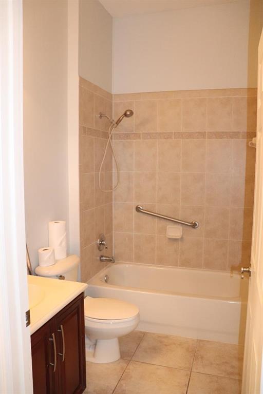 Isles At Weston 171-40 B - Residential Lease