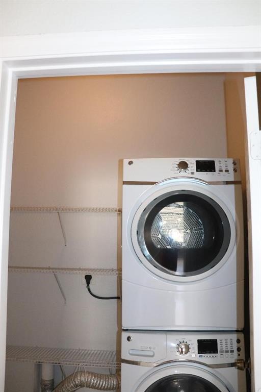 Isles At Weston 171-40 B - Residential Lease