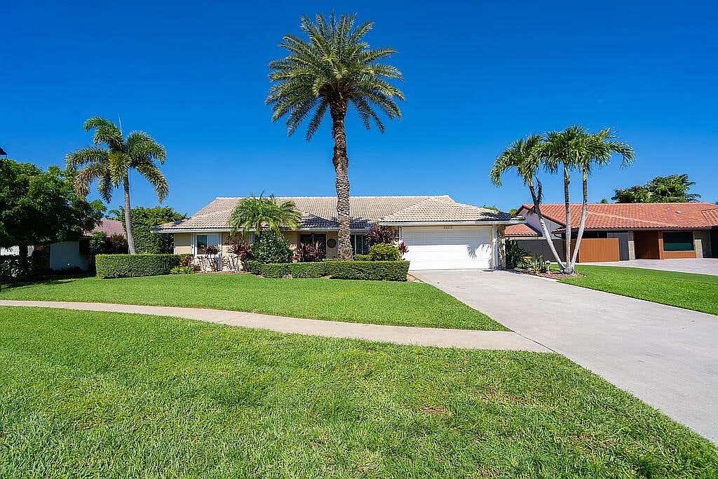 Photo of 22373 Ensenada Way, Boca Raton, FL 33433 (MLS # B26043439)