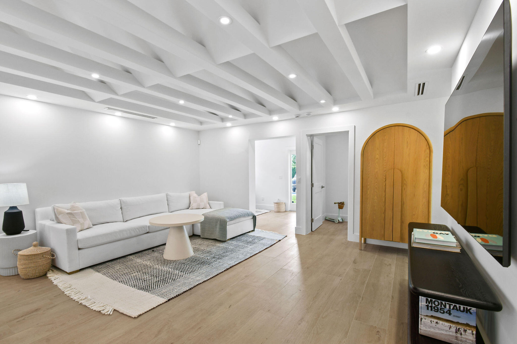 LAKE CLARKE WEST - Residential