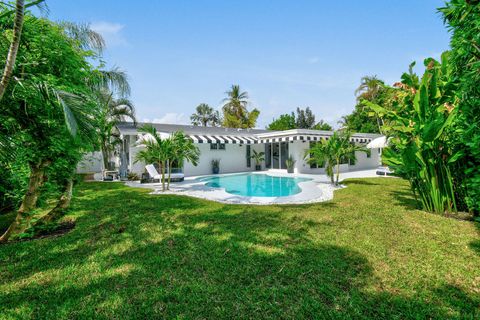 Tiny photo for 7710 W Lake Drive, Lake Clarke Shores, FL 33406 (MLS # R11147728)