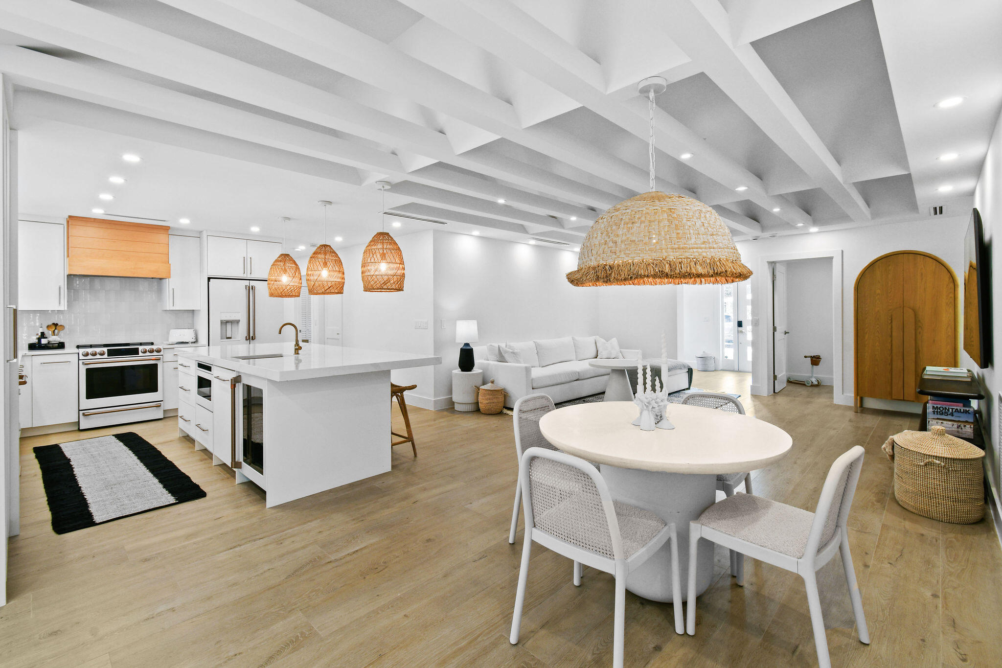 LAKE CLARKE WEST - Residential