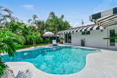 Tiny photo for 7710 W Lake Drive, Lake Clarke Shores, FL 33406 (MLS # R11147728)