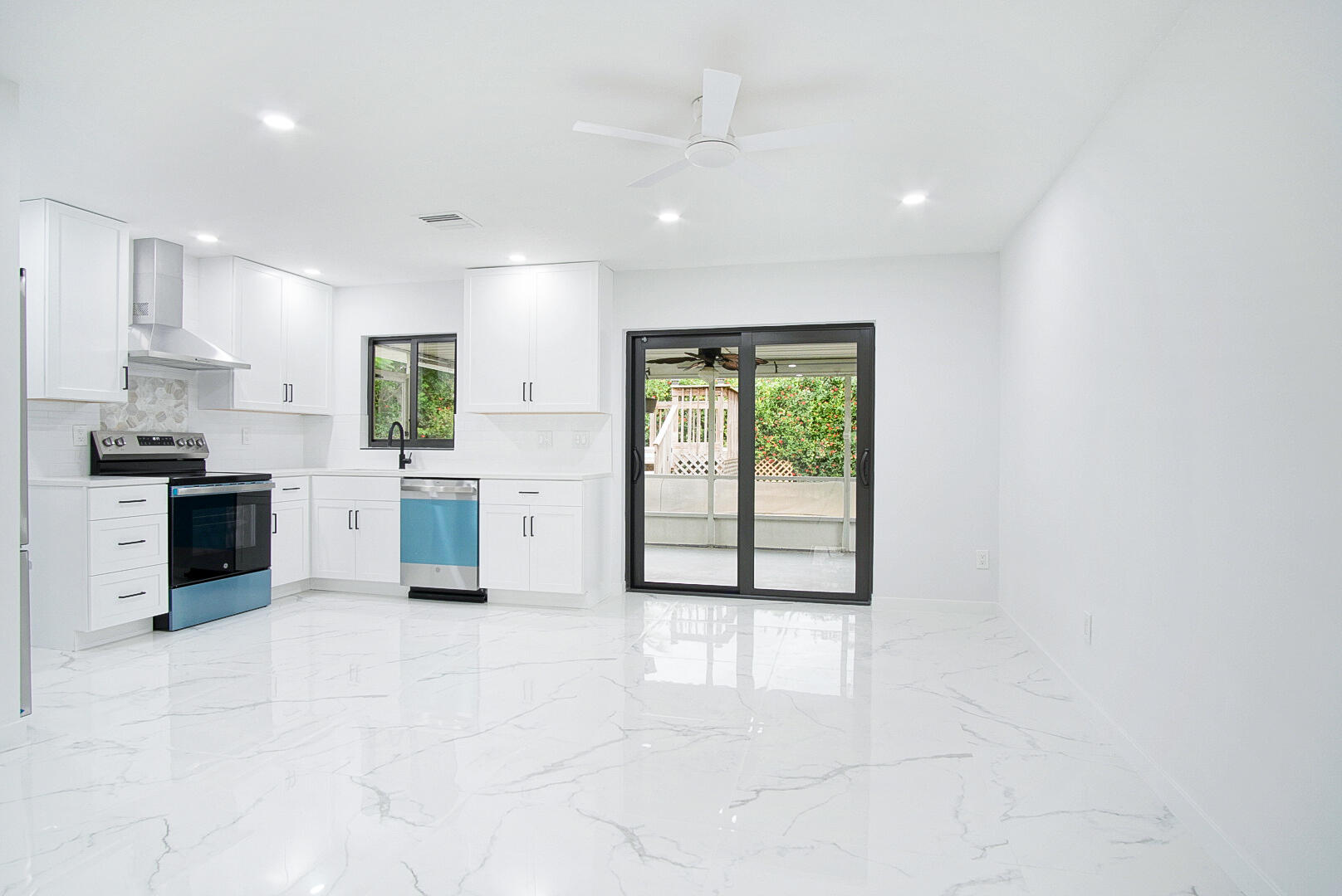 PORT ST LUCIE FLORESTA PINES UNIT 2 - Residential