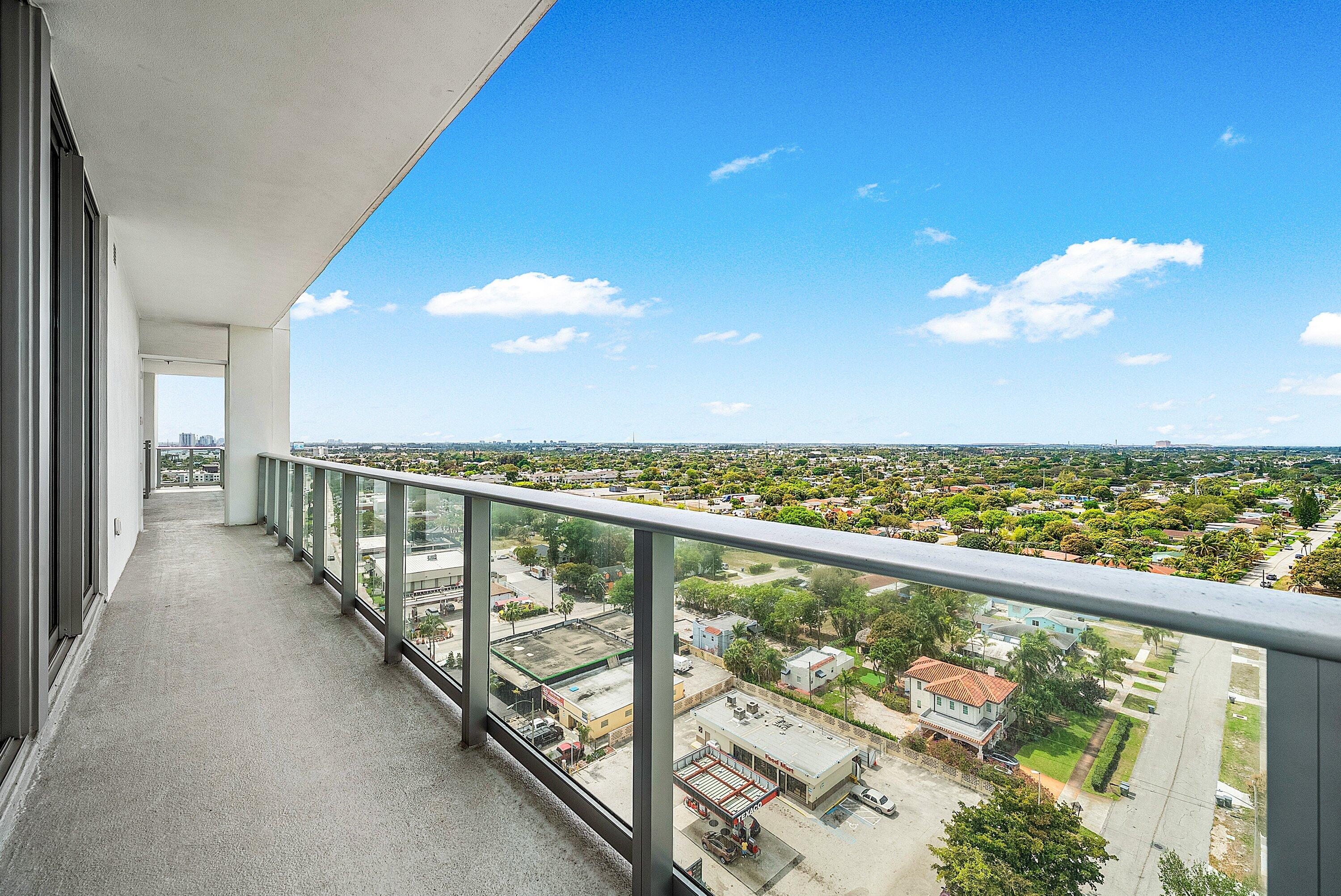 NAUTILUS 220 CONDO - Residential