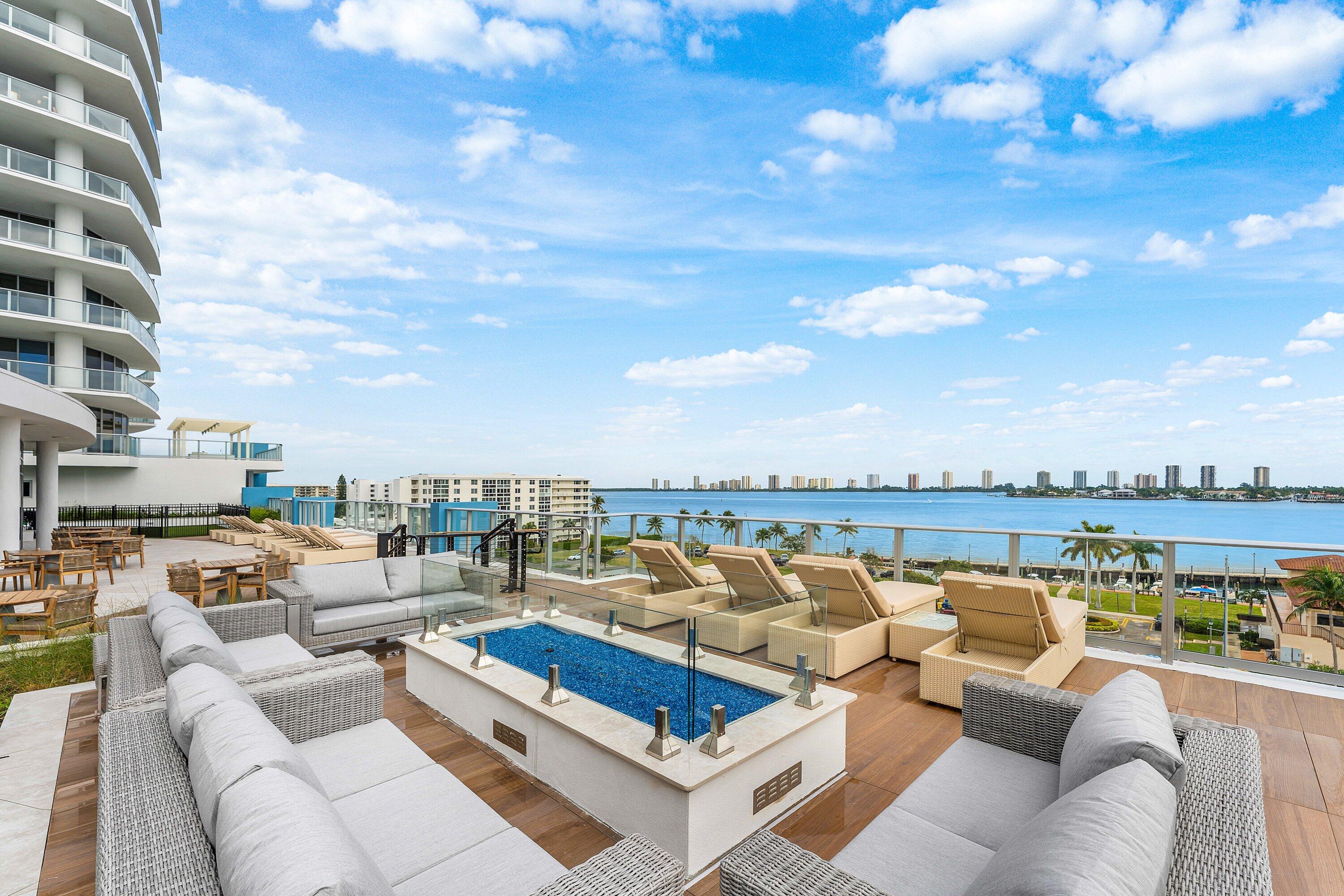 NAUTILUS 220 CONDO - Residential