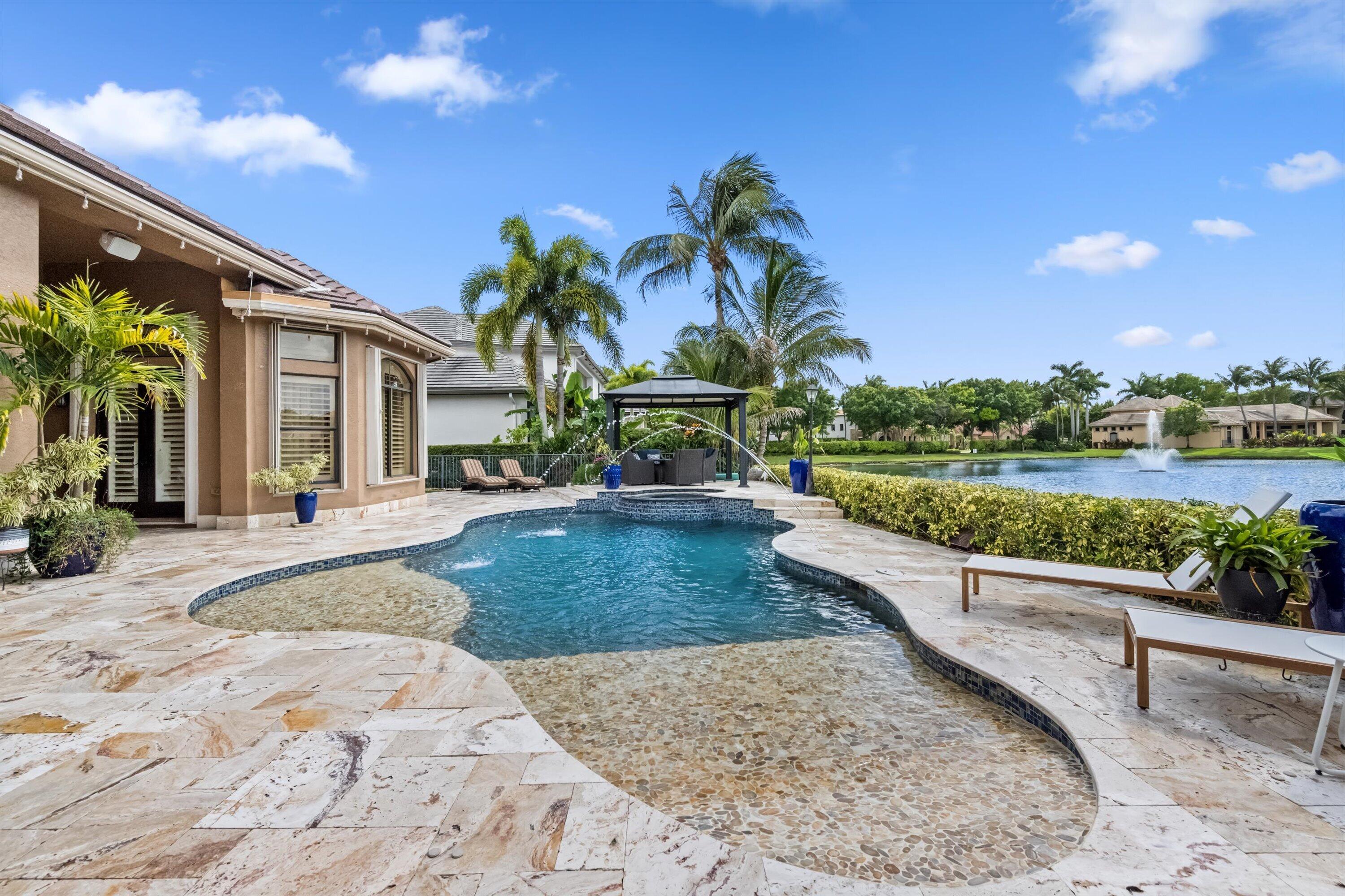 VERSAILLES - Residential Lease