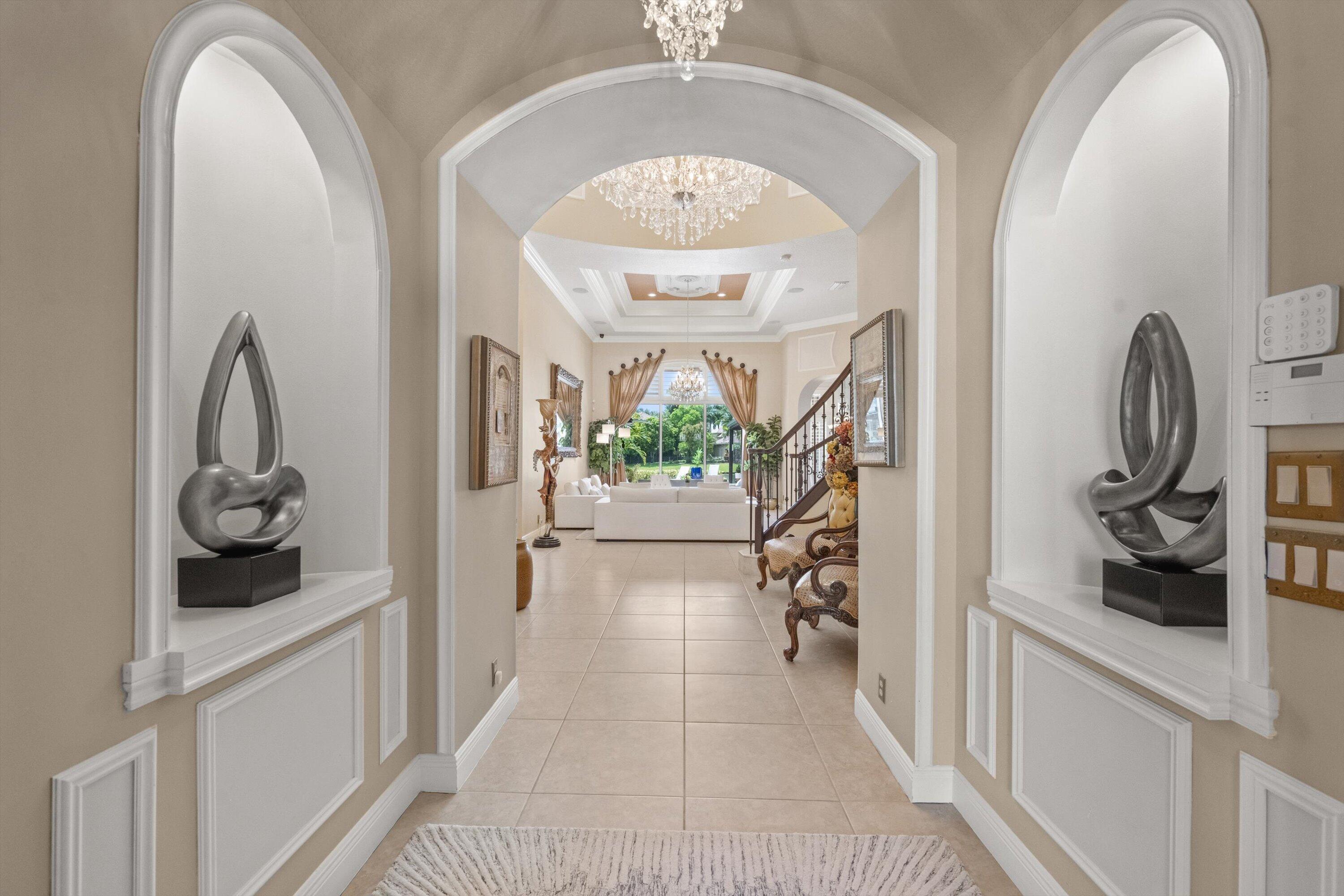 VERSAILLES - Residential Lease