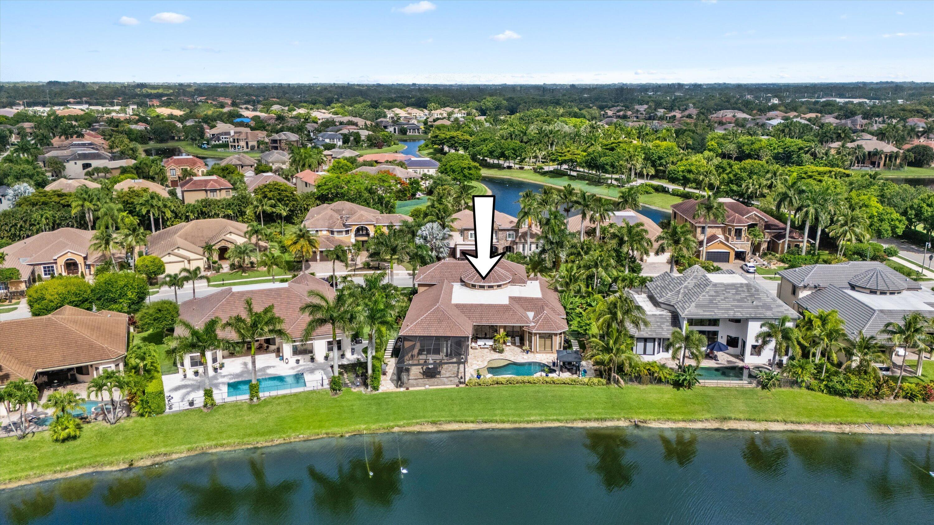 VERSAILLES - Residential Lease