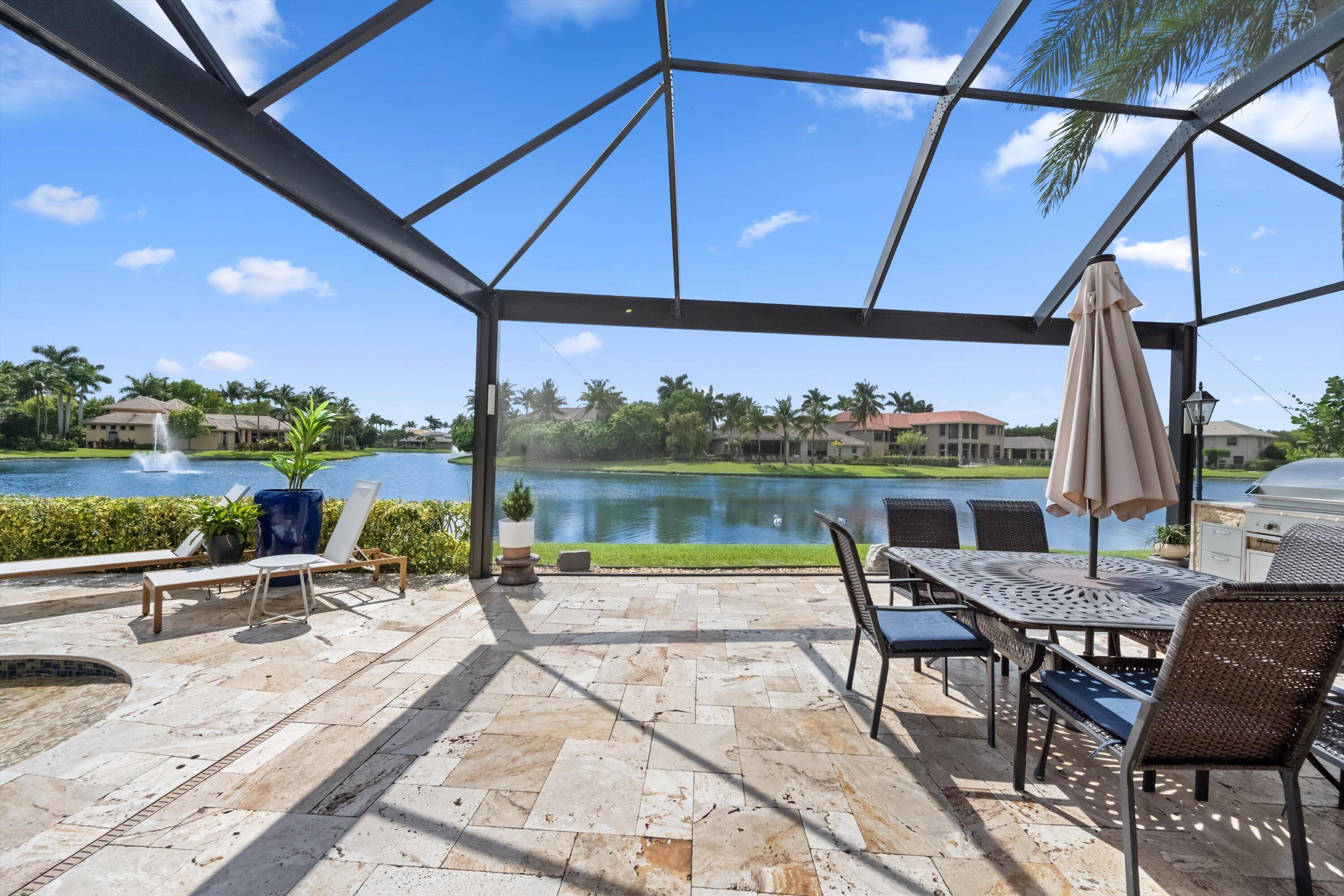 VERSAILLES - Residential Lease