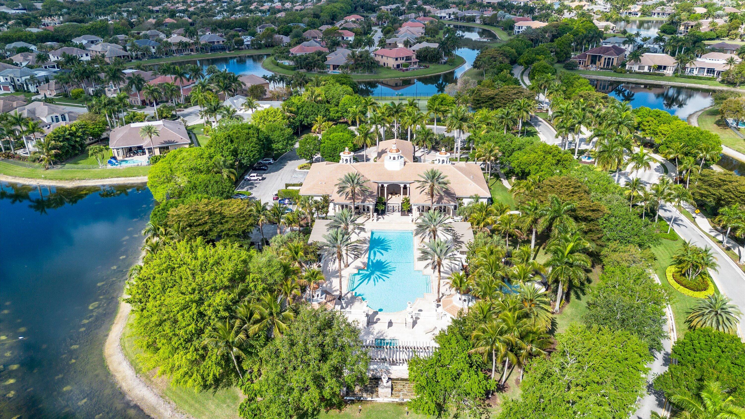 VERSAILLES - Residential Lease