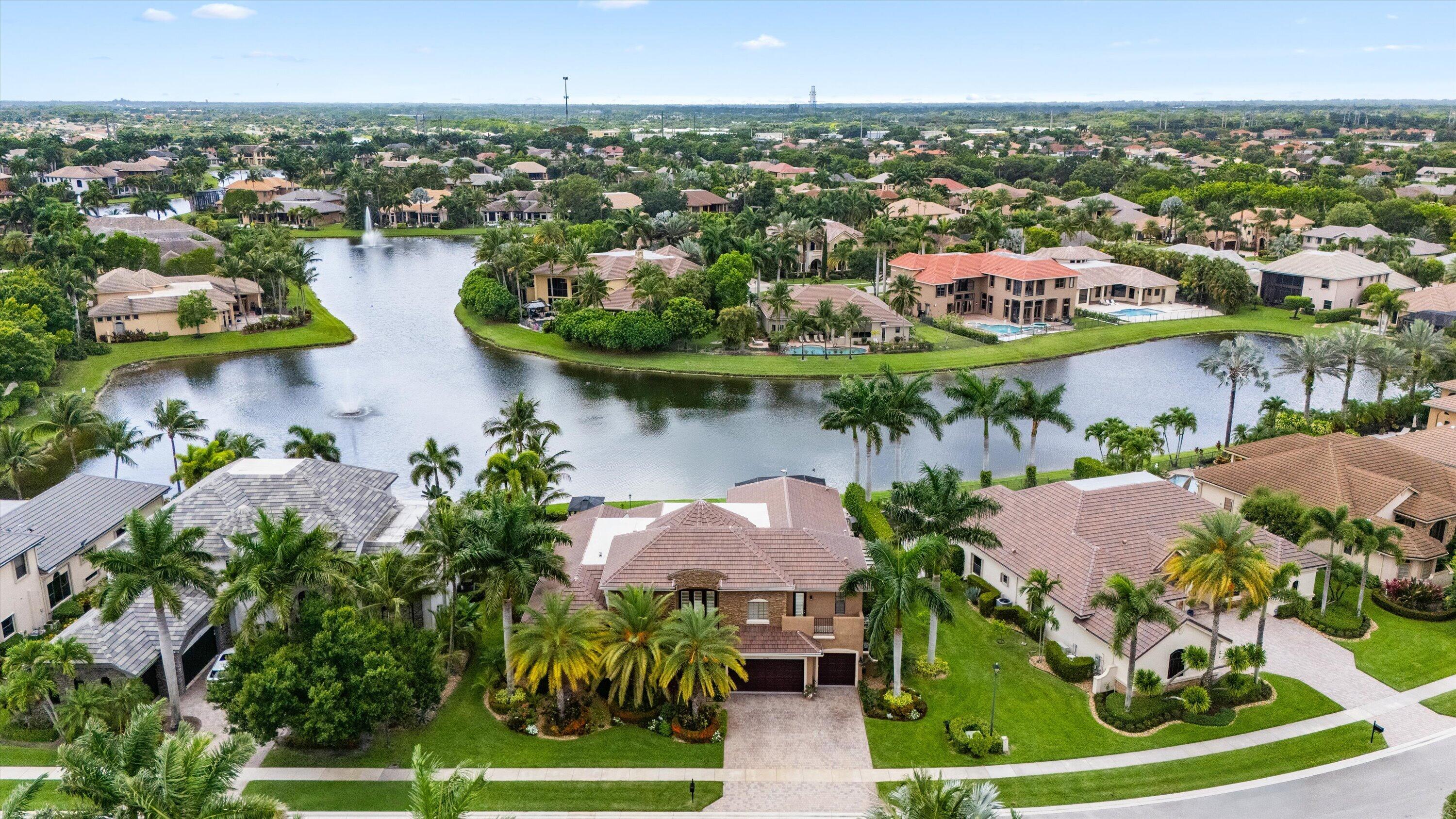 VERSAILLES - Residential Lease