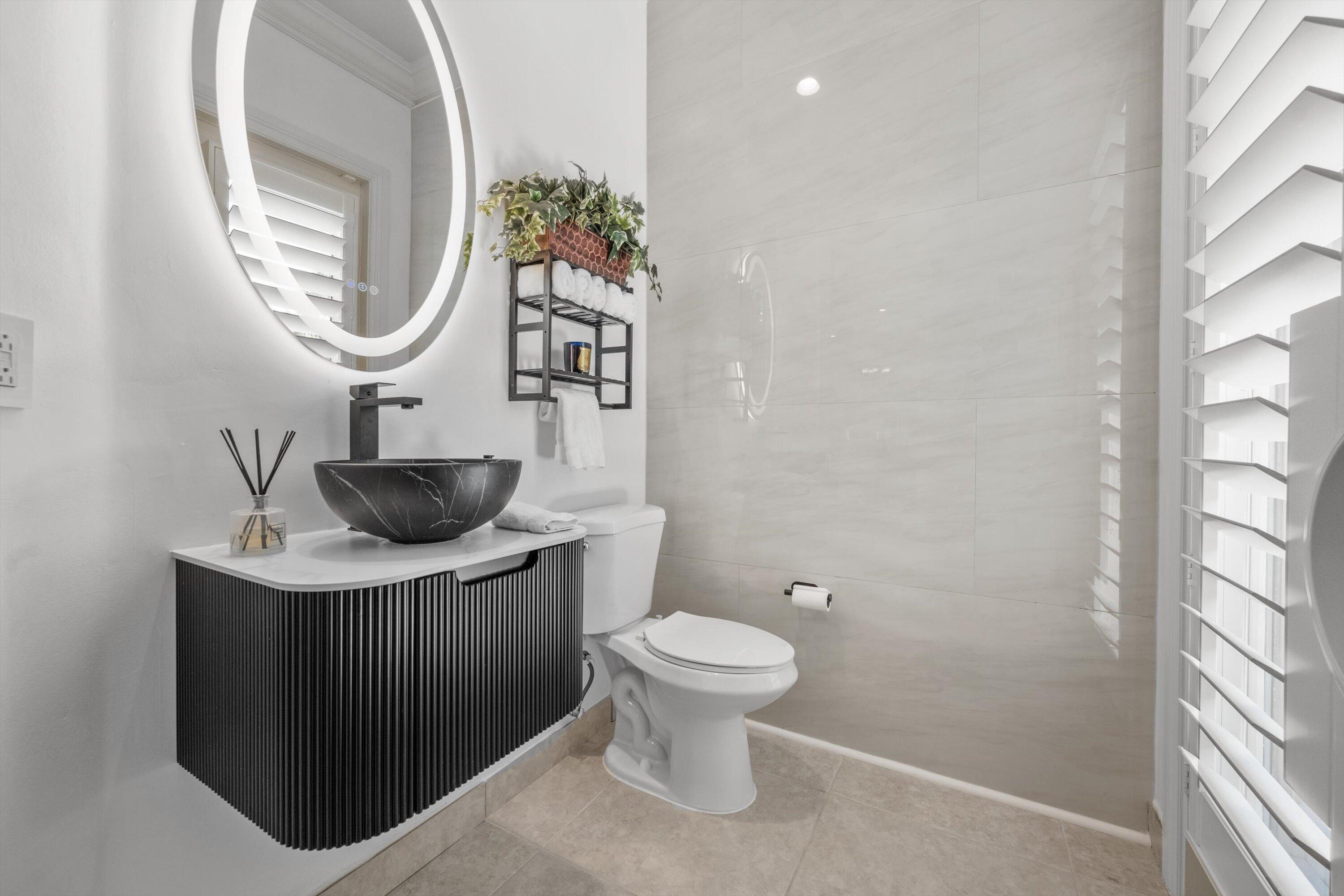 VERSAILLES - Residential Lease