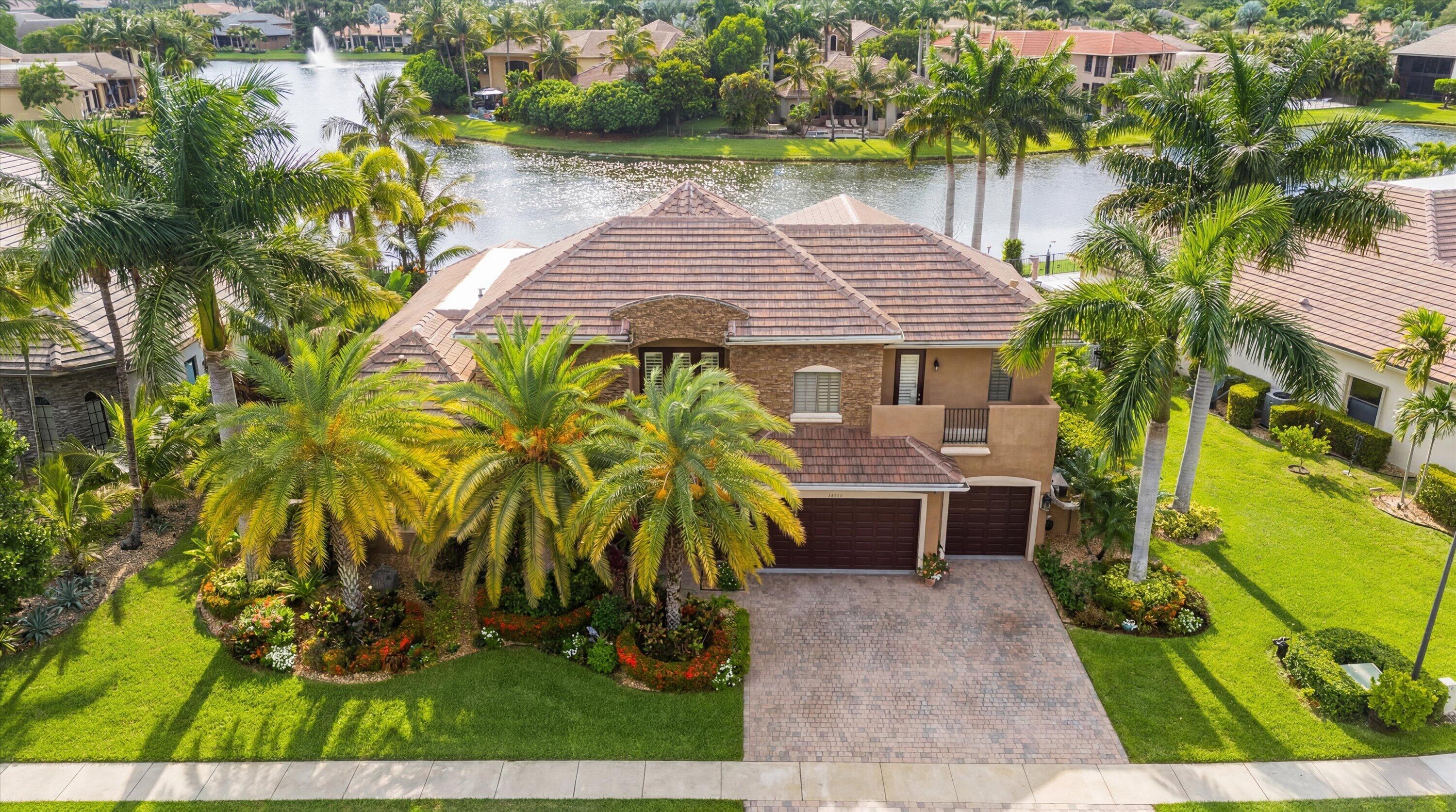 VERSAILLES - Residential Lease