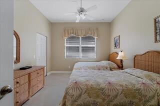 VALENCIA POINTE 3 - Residential Lease