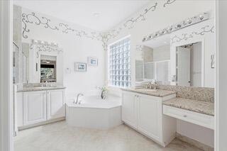 VALENCIA POINTE 3 - Residential Lease