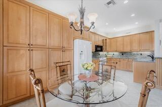 VALENCIA POINTE 3 - Residential Lease