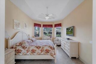 VALENCIA POINTE 3 - Residential Lease