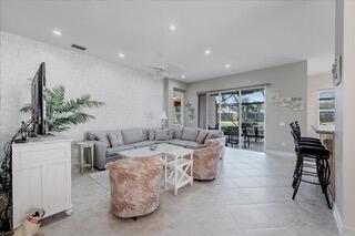 VALENCIA POINTE 3 - Residential Lease