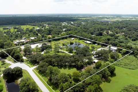 A home in Palm City