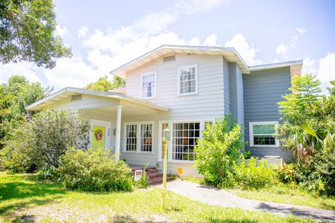 A home in Avon Park