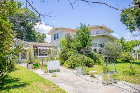 A home in Avon Park