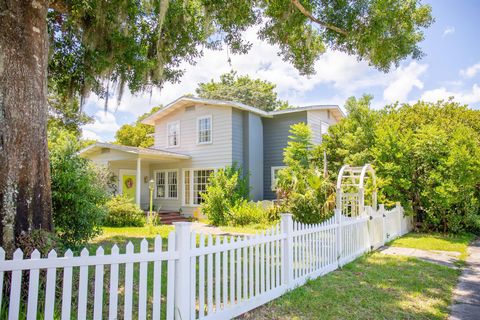 A home in Avon Park