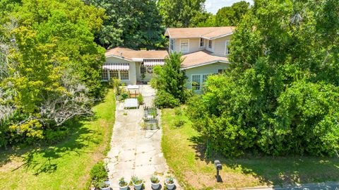 A home in Avon Park