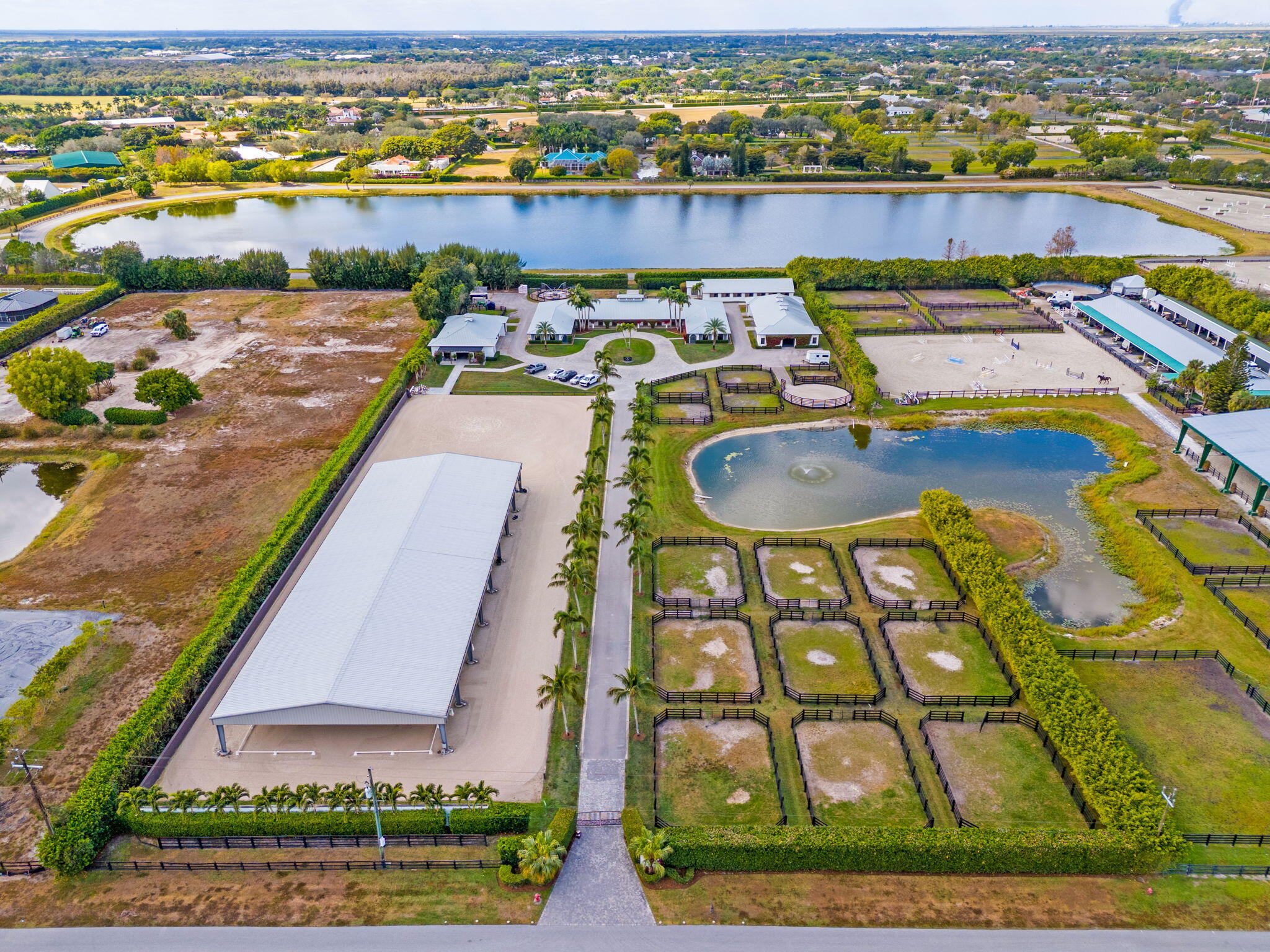 SOUTHFIELDS WELLINGTON COUNTRY - Residential