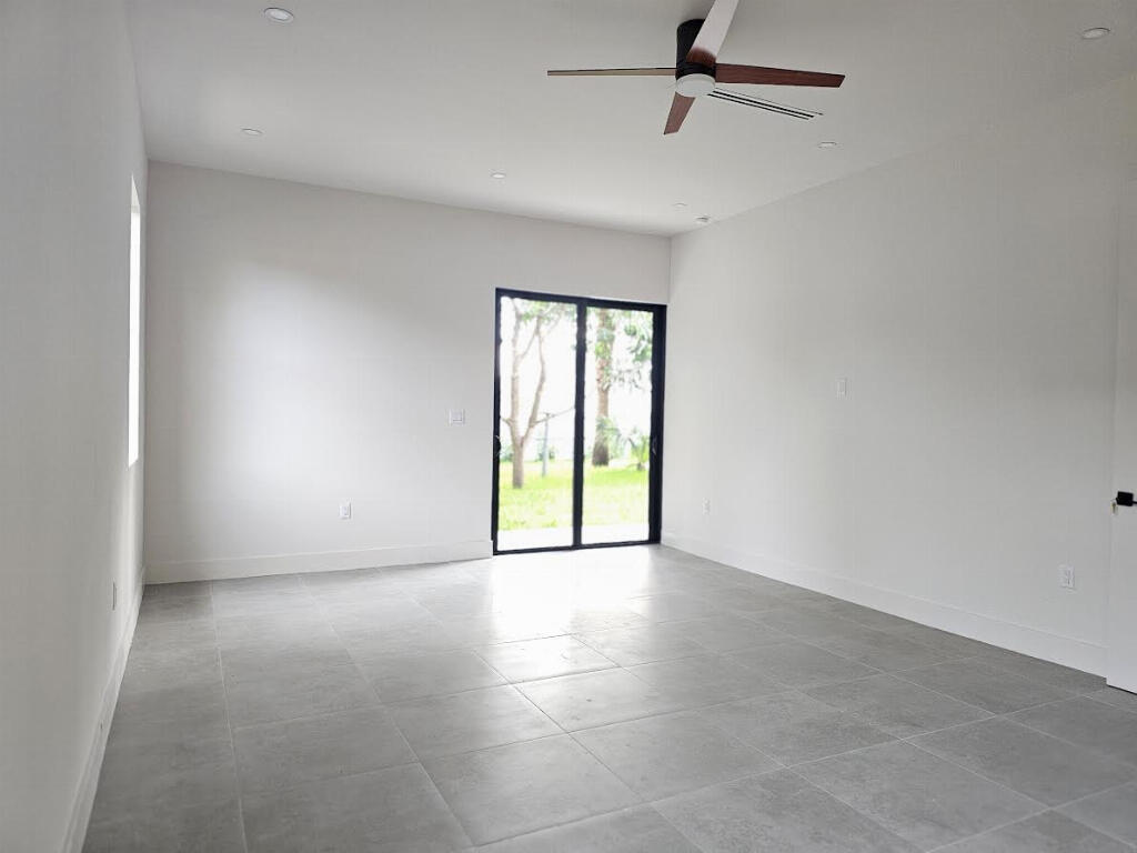 131 Miami Gardens Road