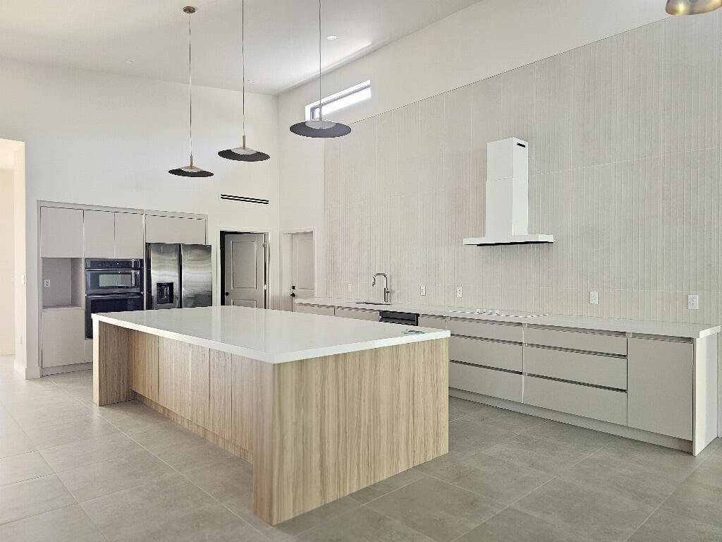 131 Miami Gardens Road