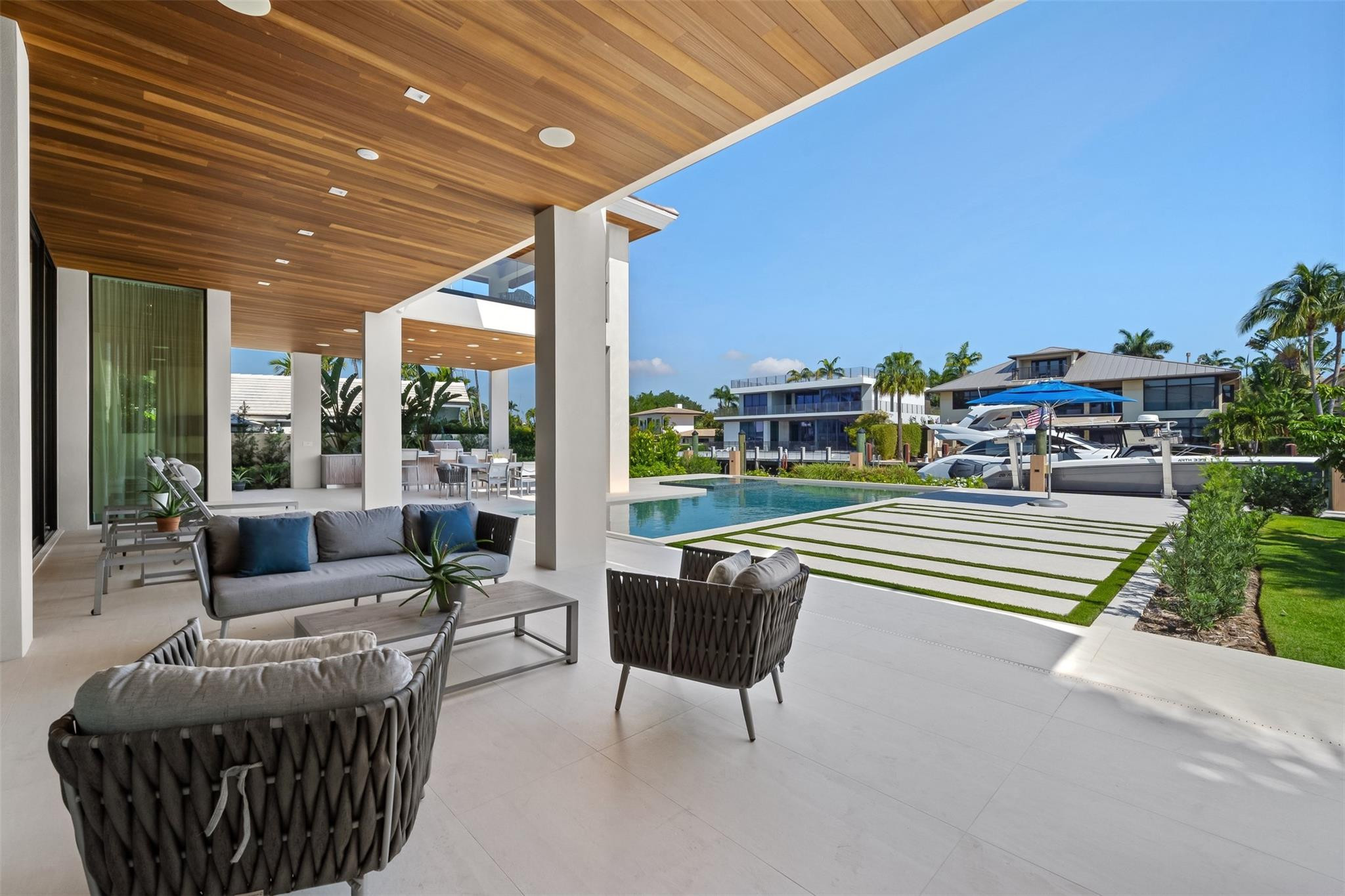 Seven Isles - Residential