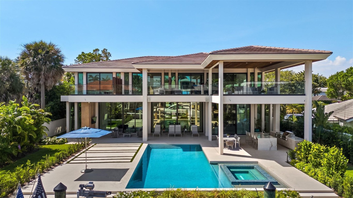 2421 Barcelona Drive