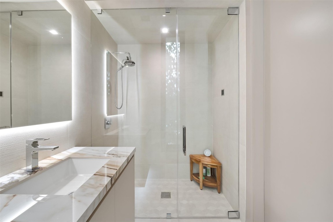 Seven Isles - Residential