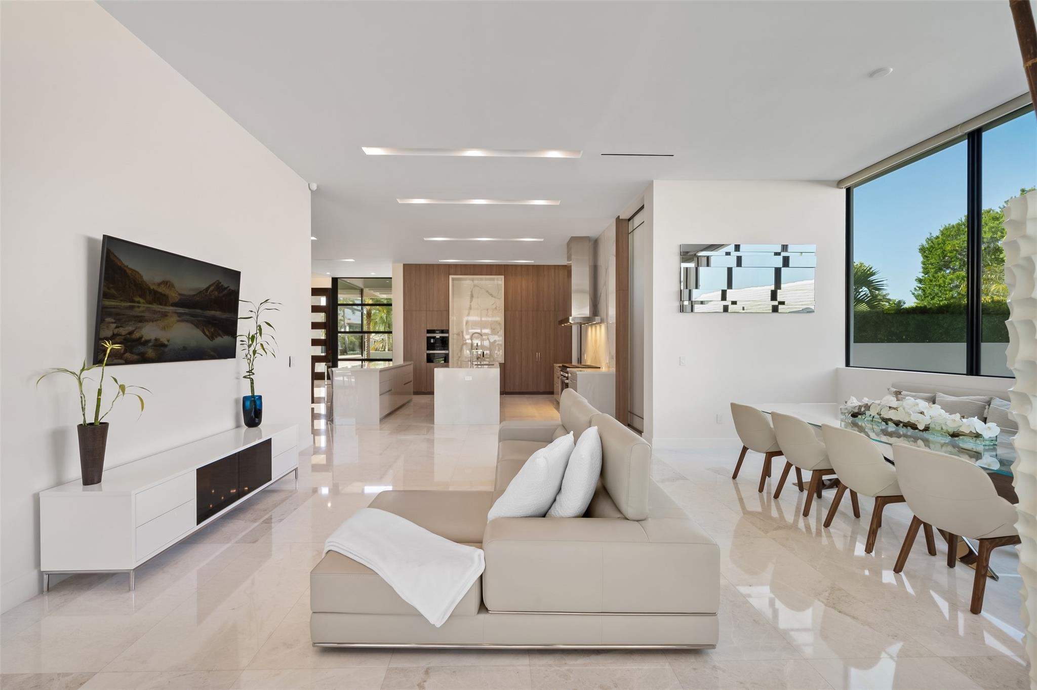 Seven Isles - Residential