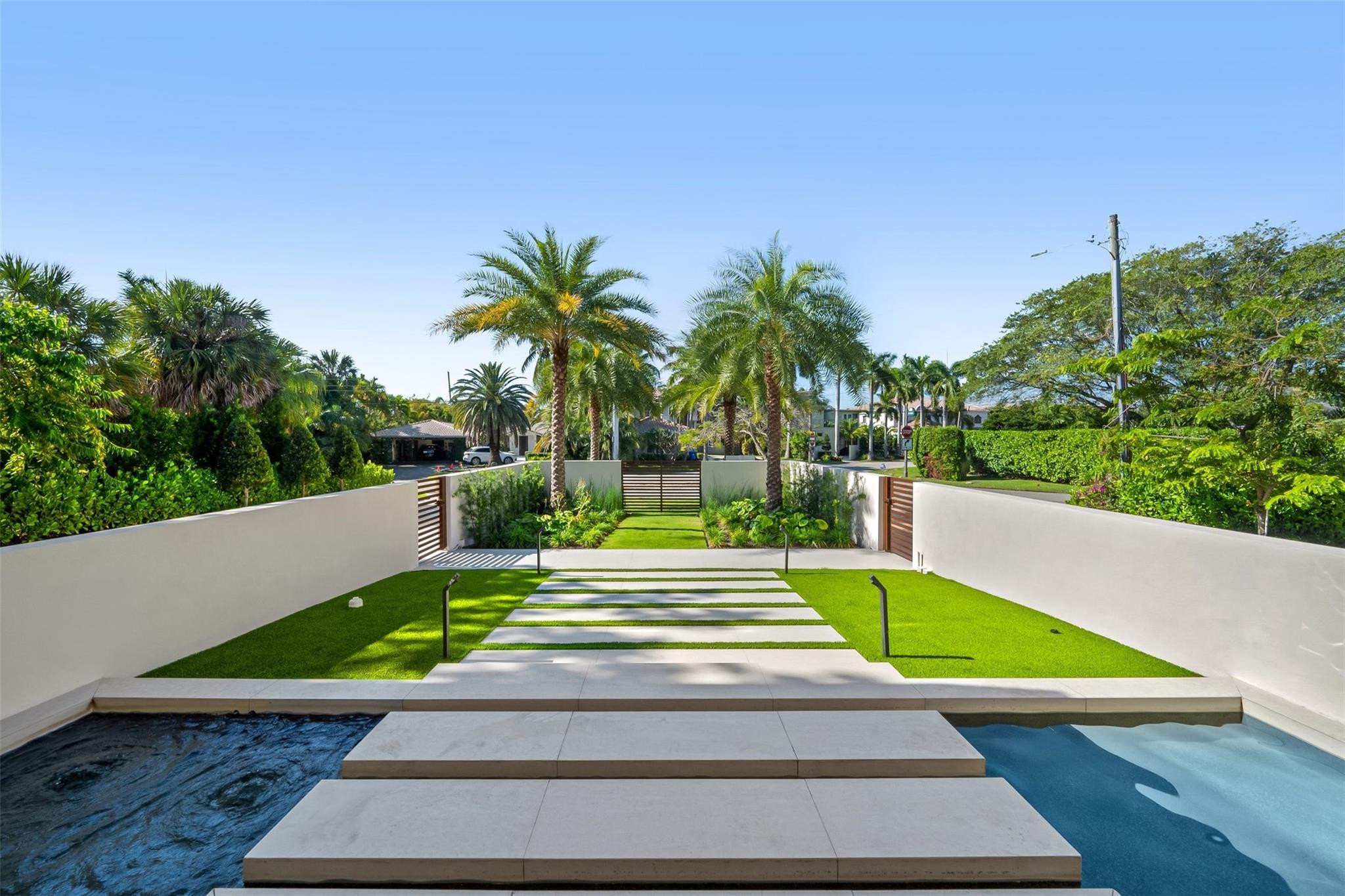 Seven Isles - Residential