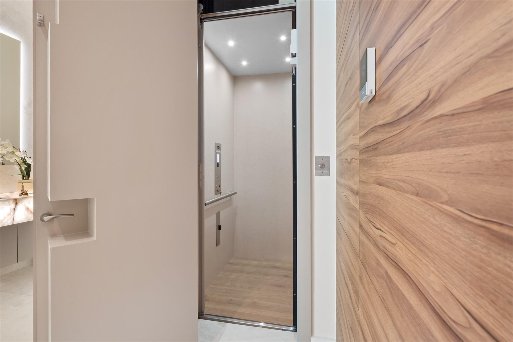 Seven Isles - Residential