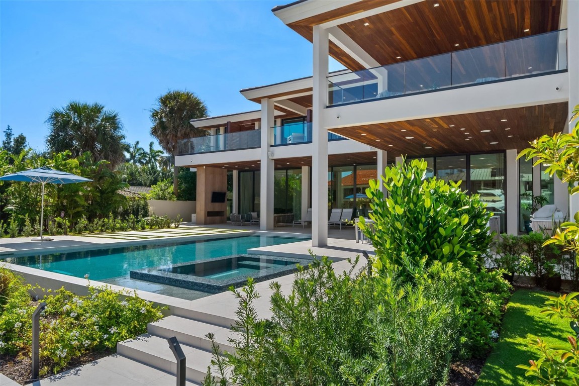 Seven Isles - Residential