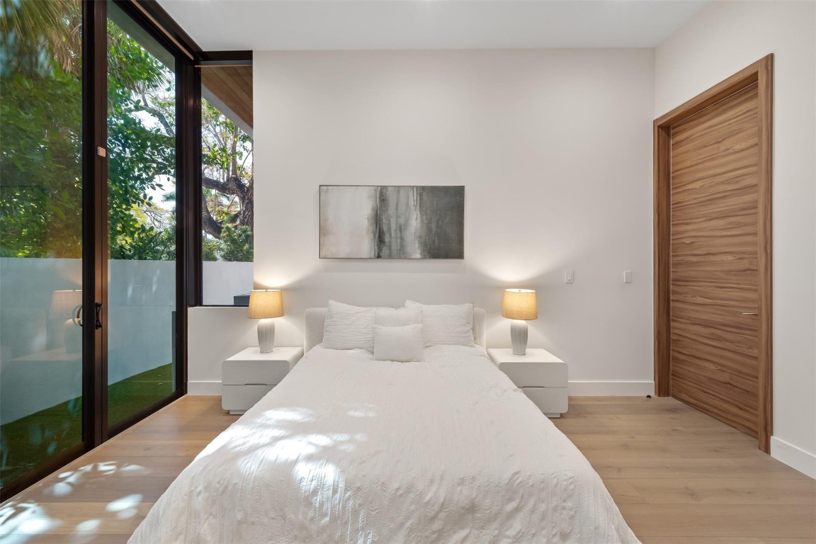 Seven Isles - Residential