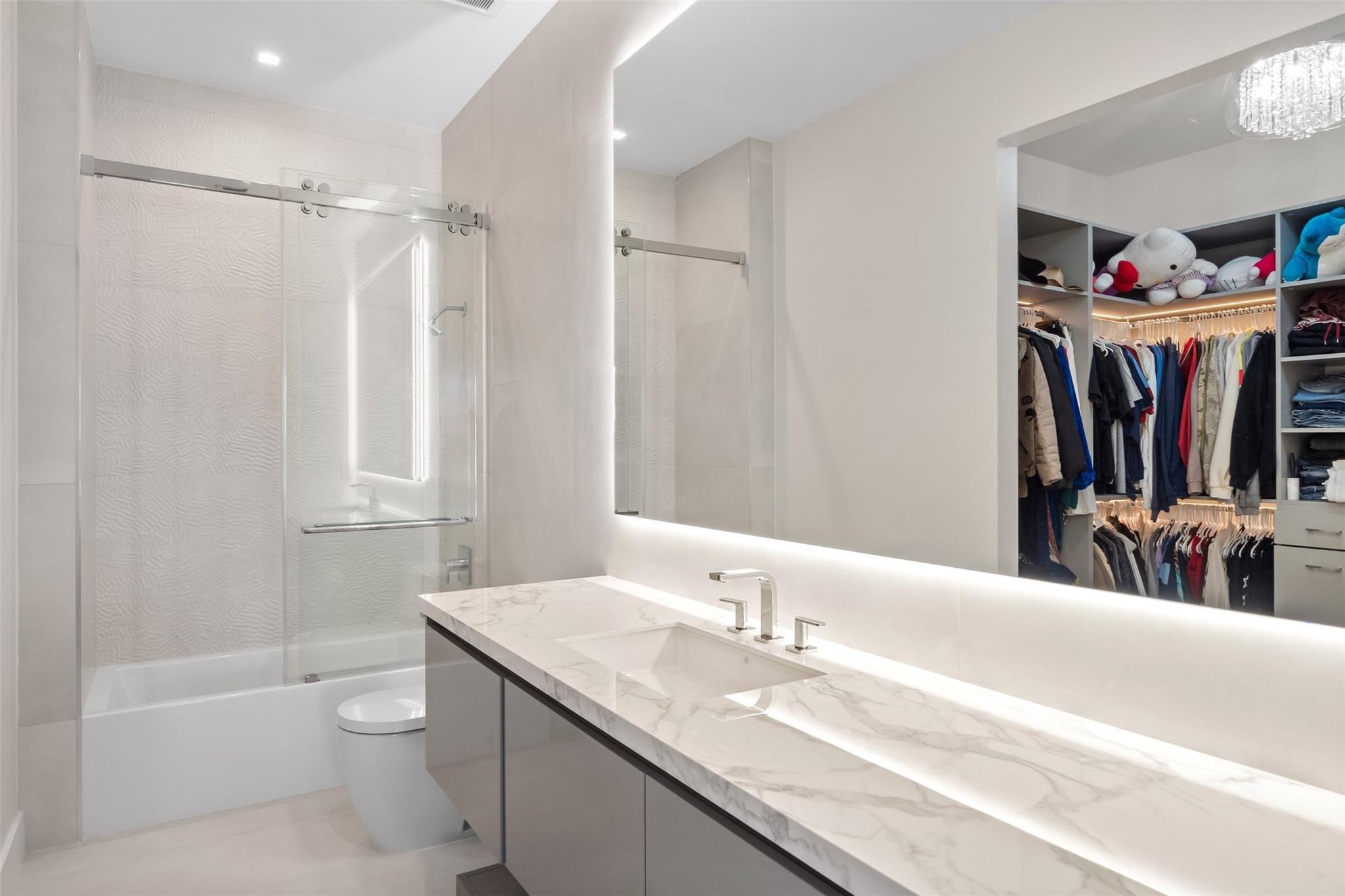 Seven Isles - Residential