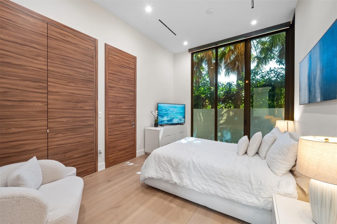 Seven Isles - Residential