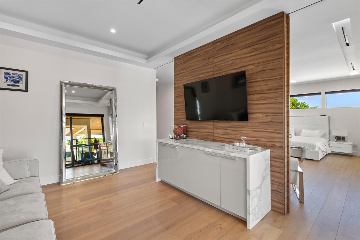 Seven Isles - Residential