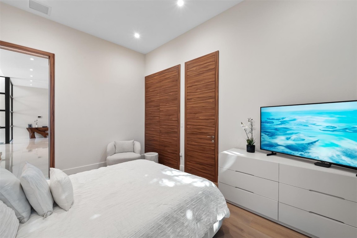 Seven Isles - Residential