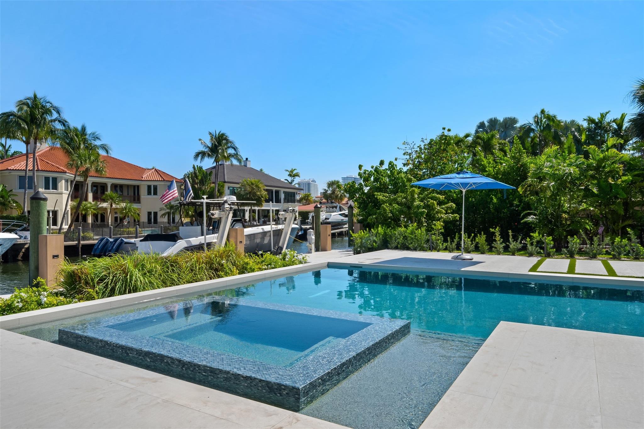 Seven Isles - Residential