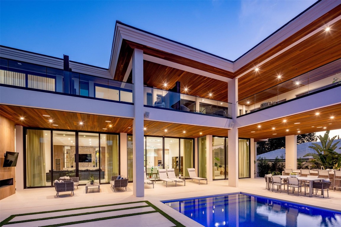 2421 Barcelona Drive