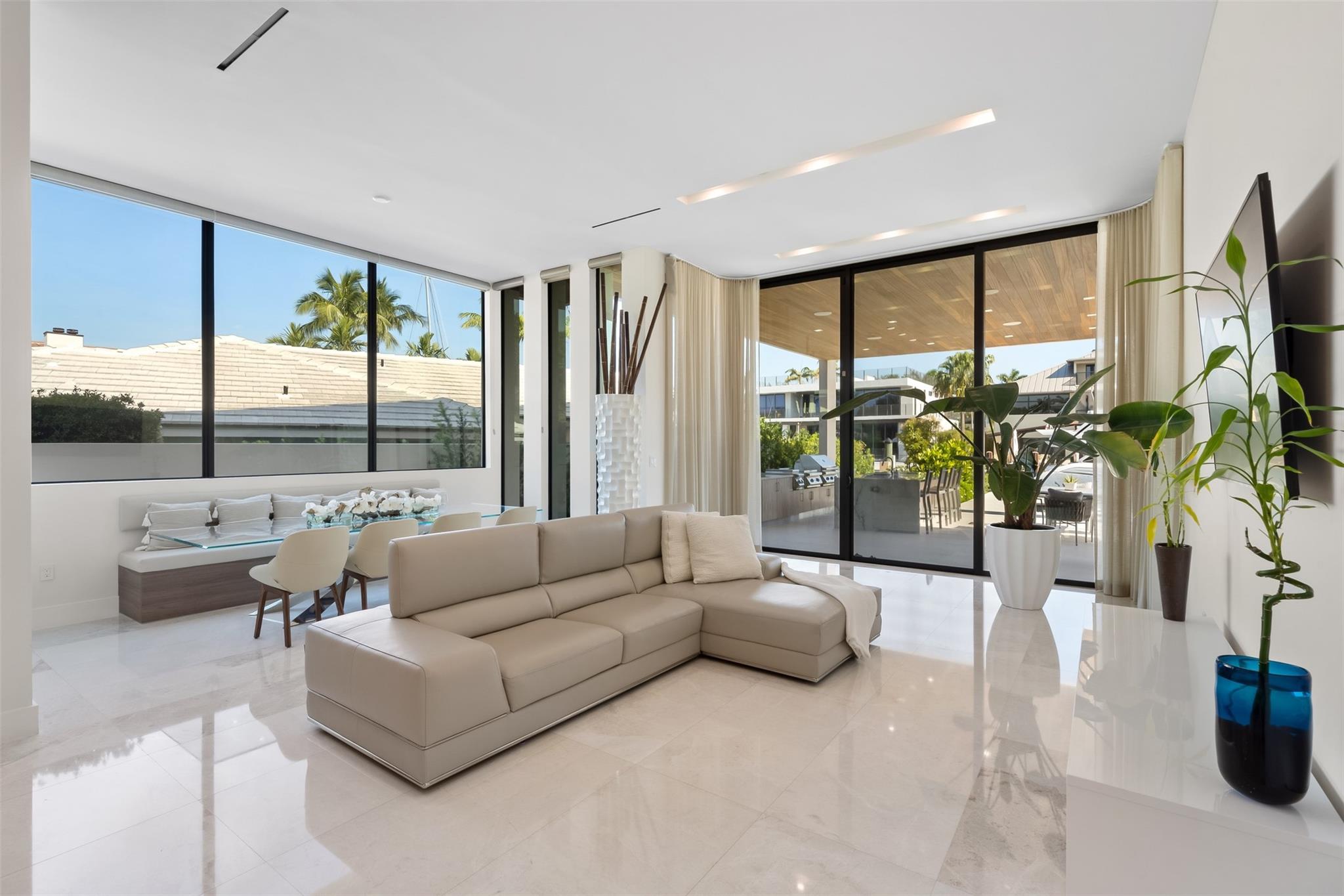 Seven Isles - Residential