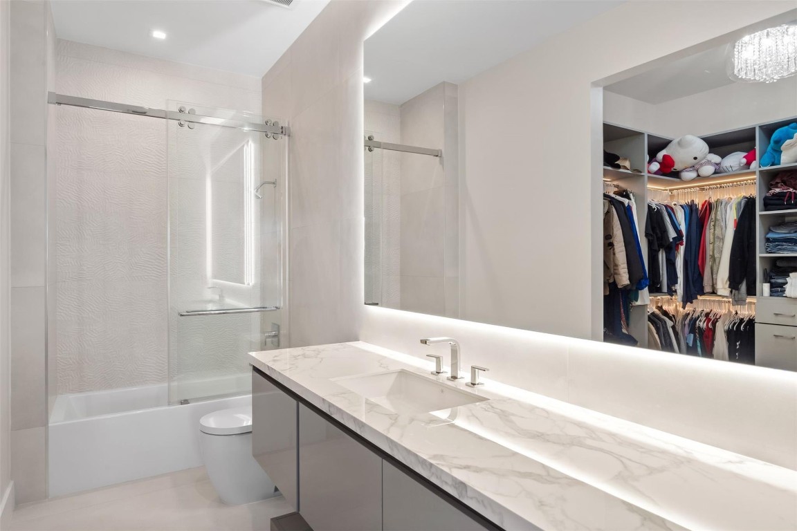 Seven Isles - Residential