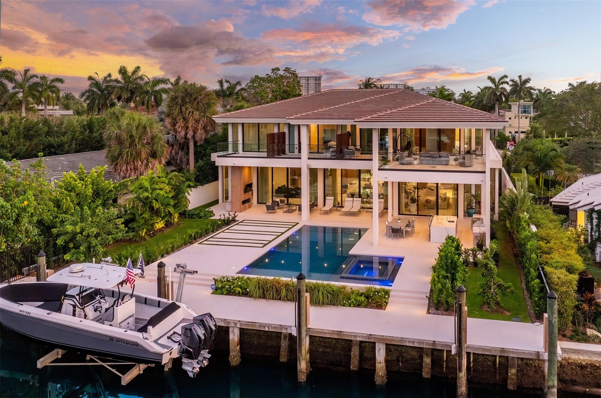 2421 Barcelona Dr