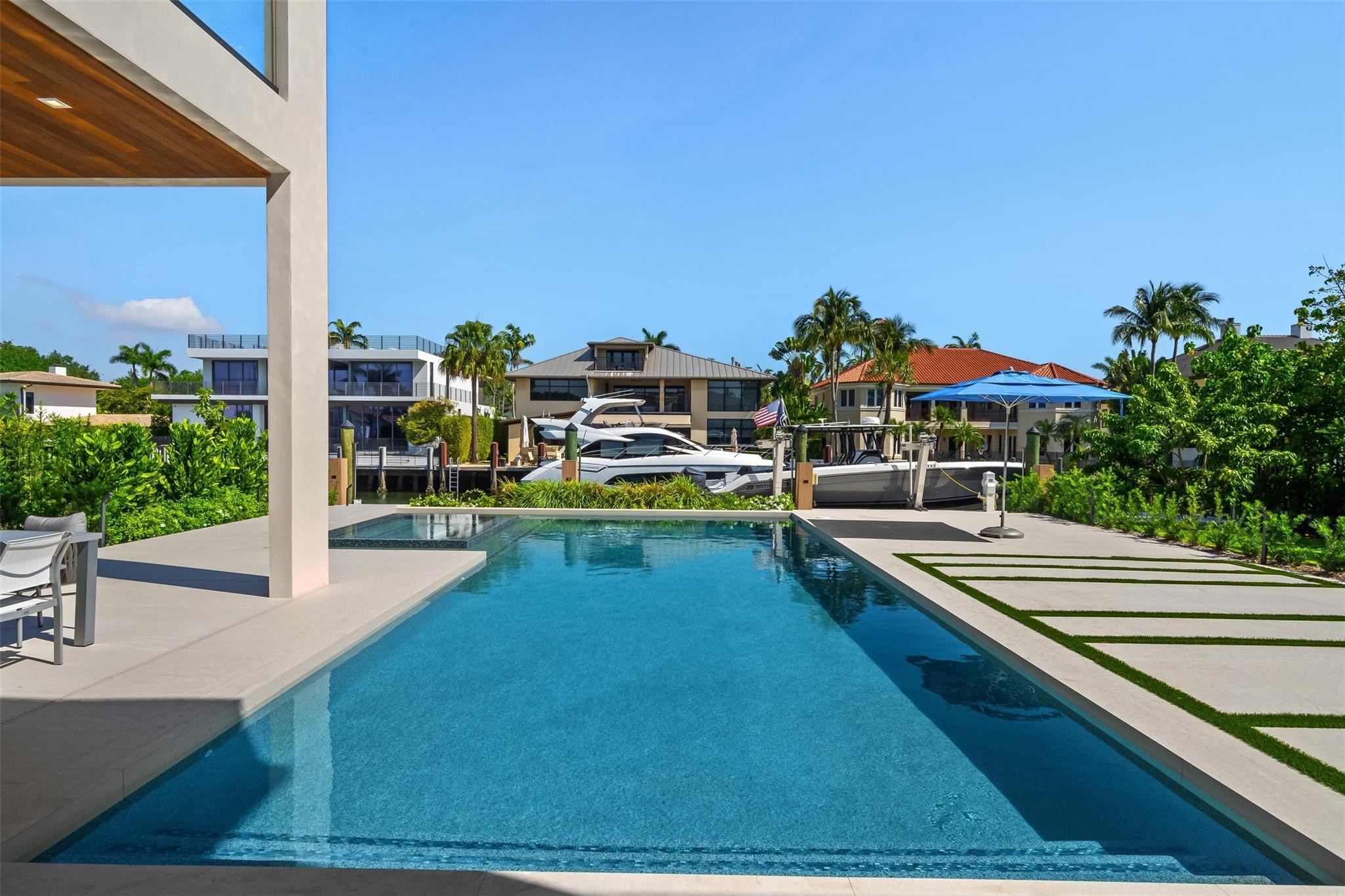 Seven Isles - Residential